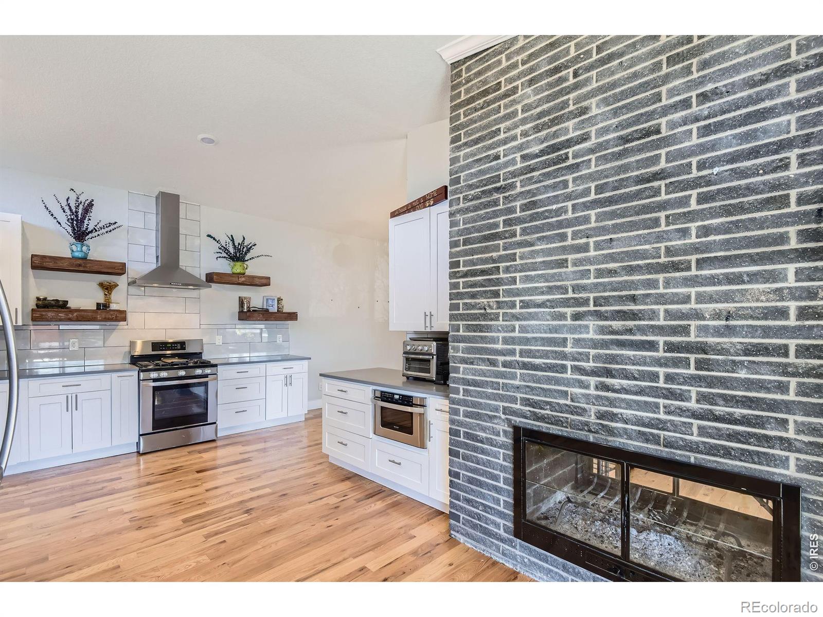 MLS Image #5 for 345 s forest street,denver, Colorado