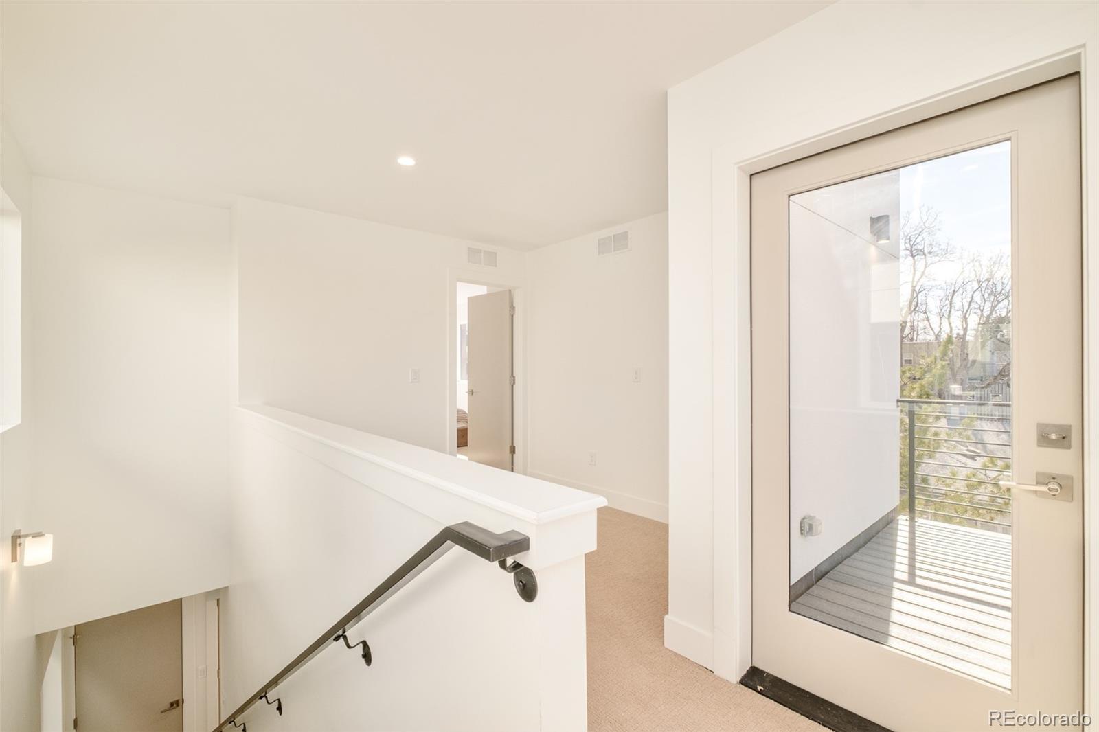MLS Image #13 for 2349 s high street,denver, Colorado
