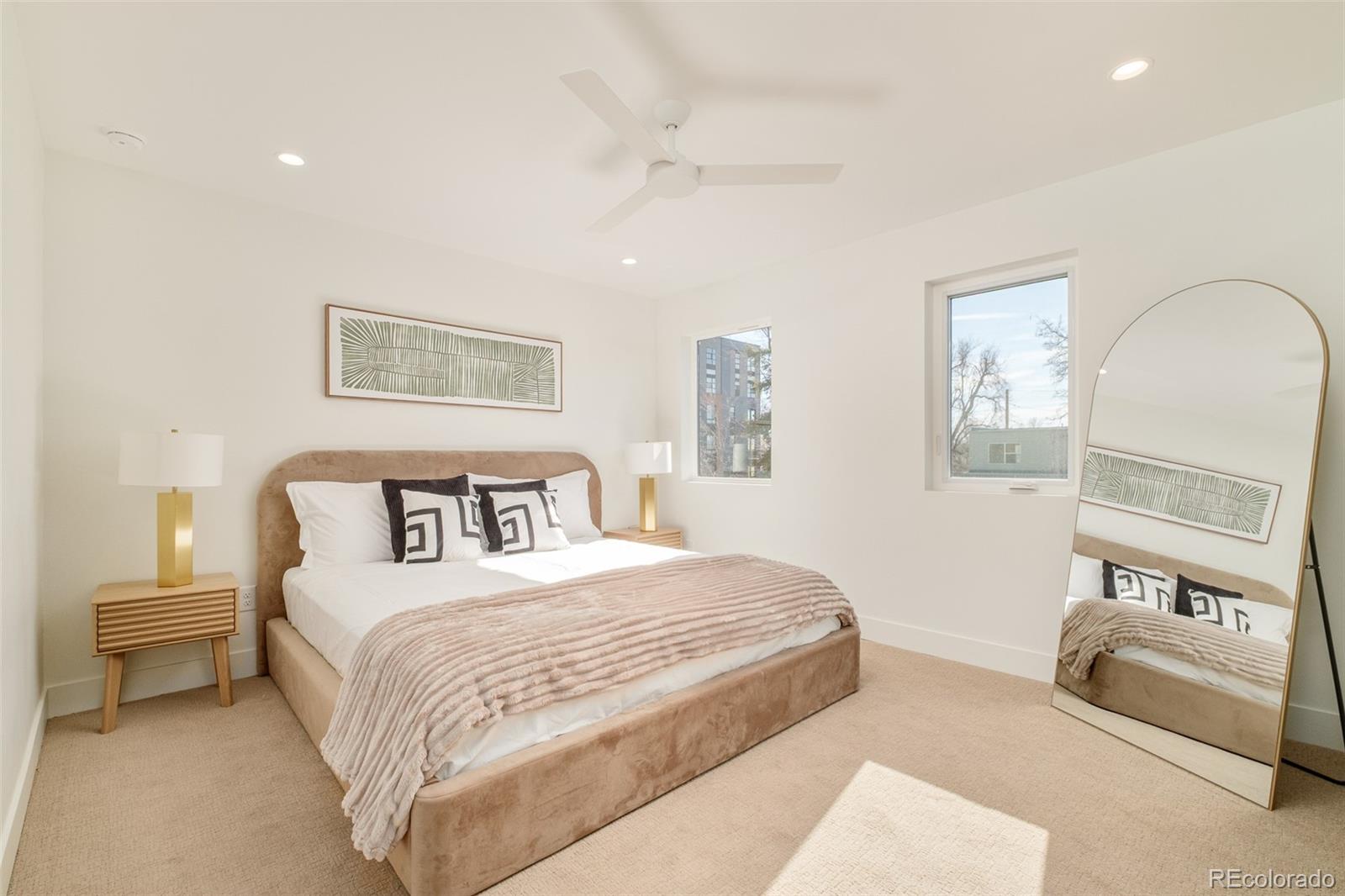 MLS Image #16 for 2349 s high street,denver, Colorado