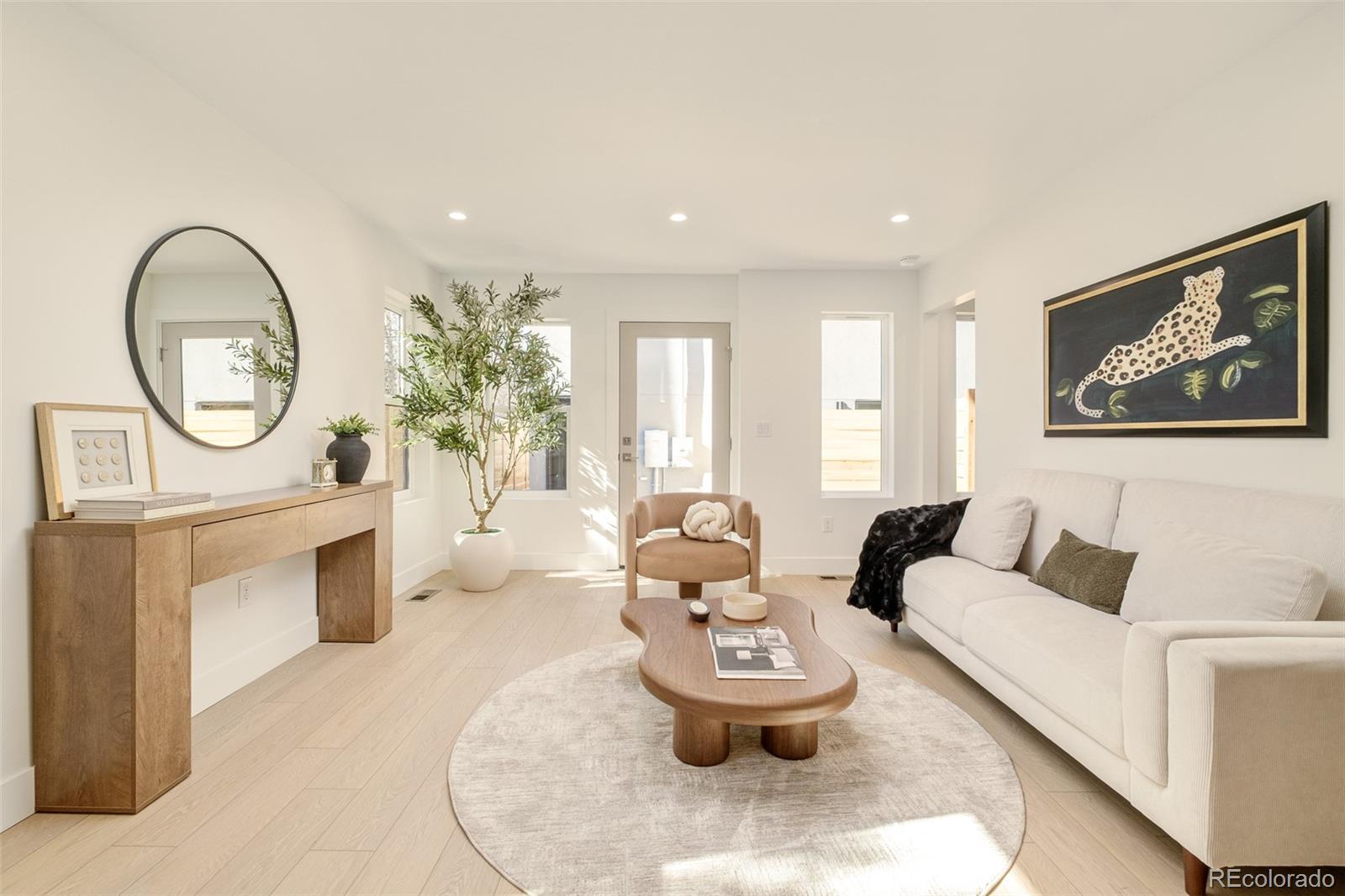 MLS Image #2 for 2349 s high street,denver, Colorado