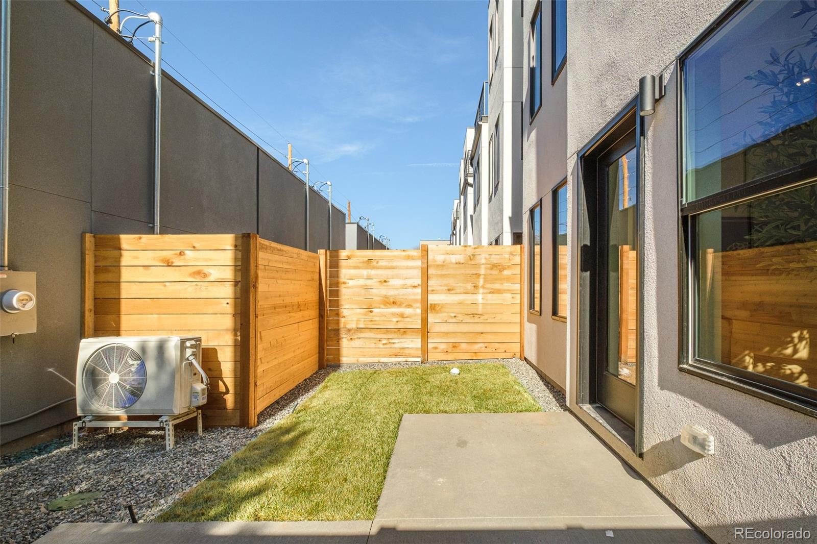 MLS Image #27 for 2349 s high street,denver, Colorado