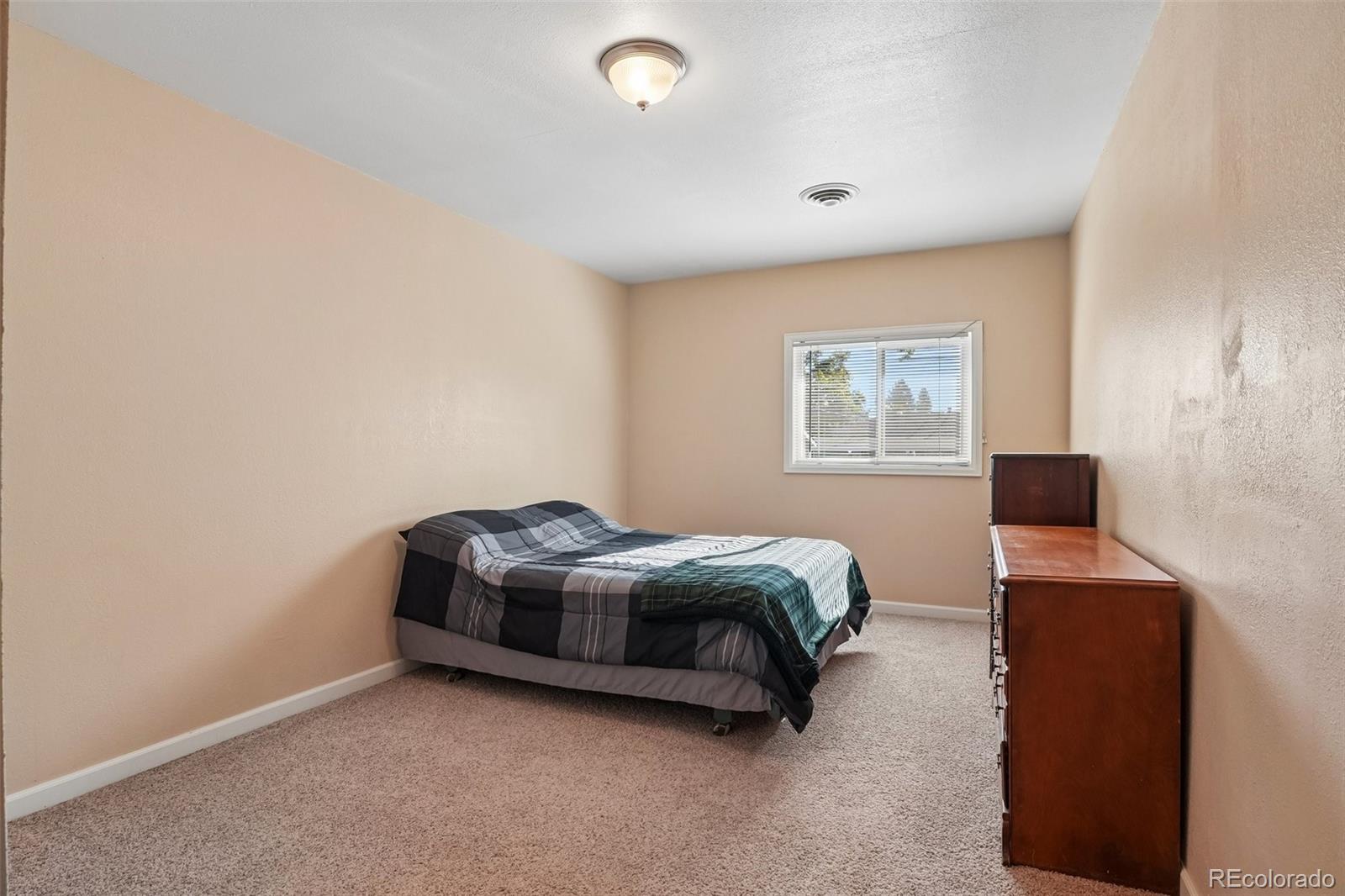 MLS Image #14 for 2710 s linley court,denver, Colorado