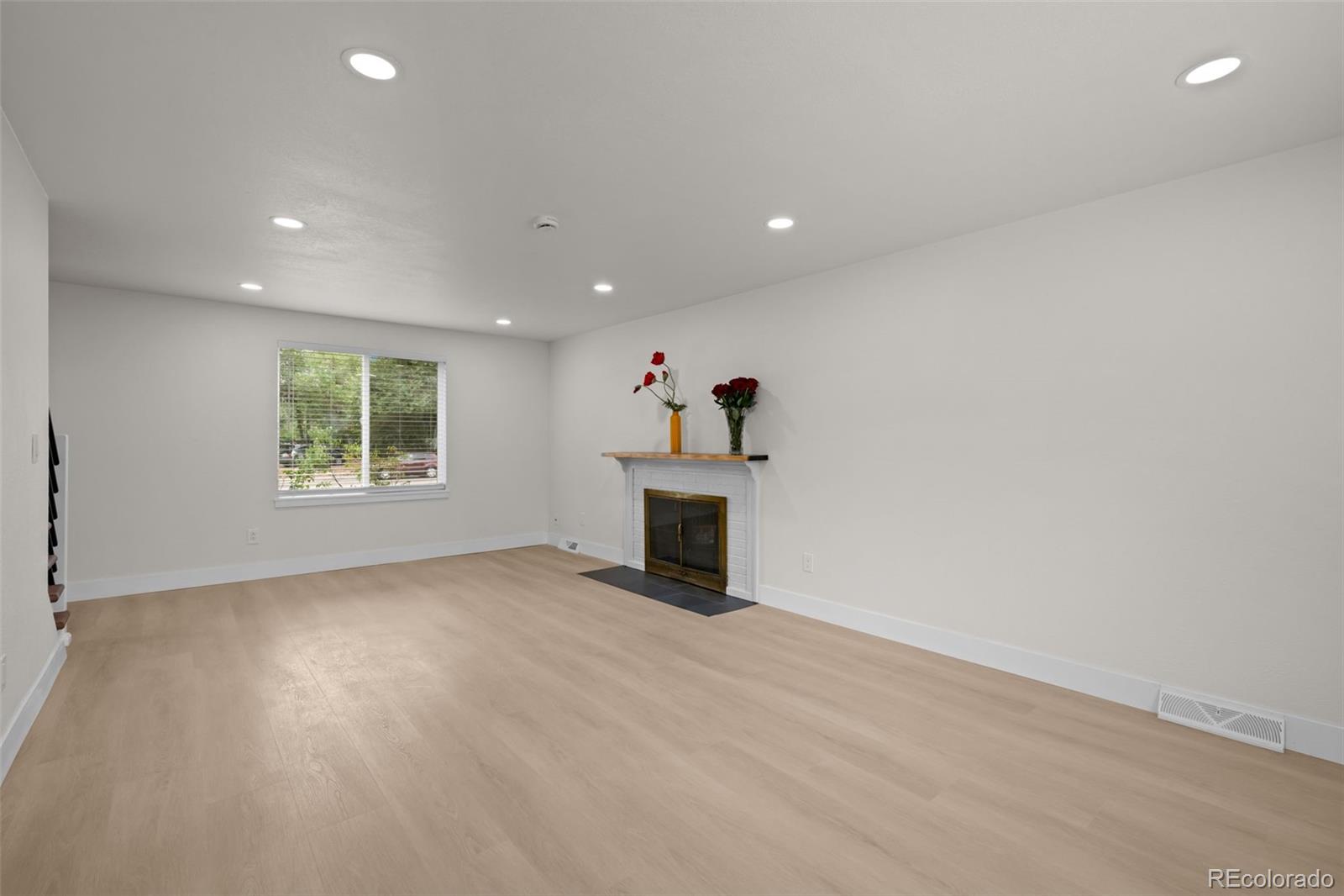 MLS Image #20 for 1779 s monaco parkway,denver, Colorado