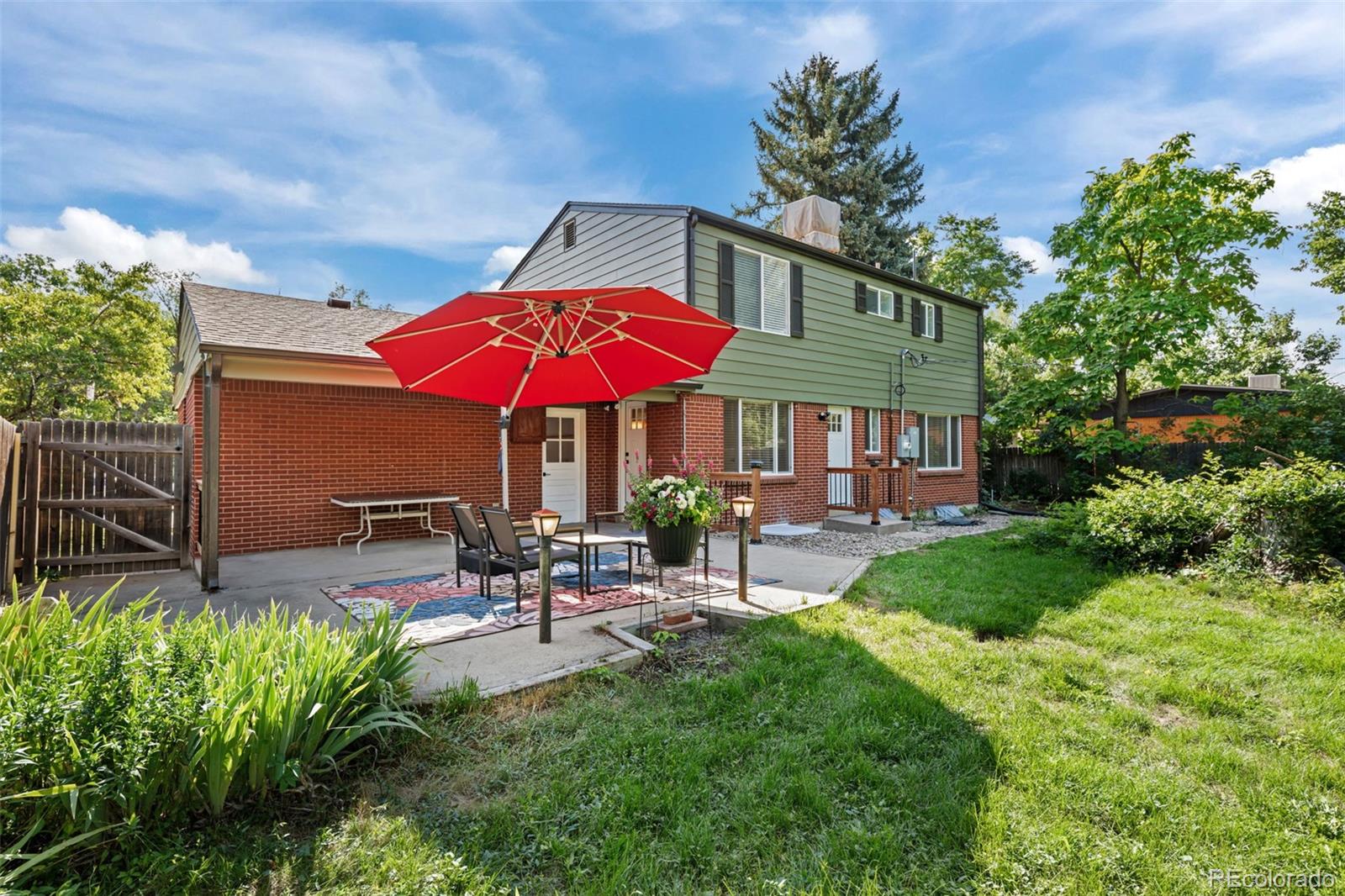 MLS Image #3 for 1779 s monaco parkway,denver, Colorado