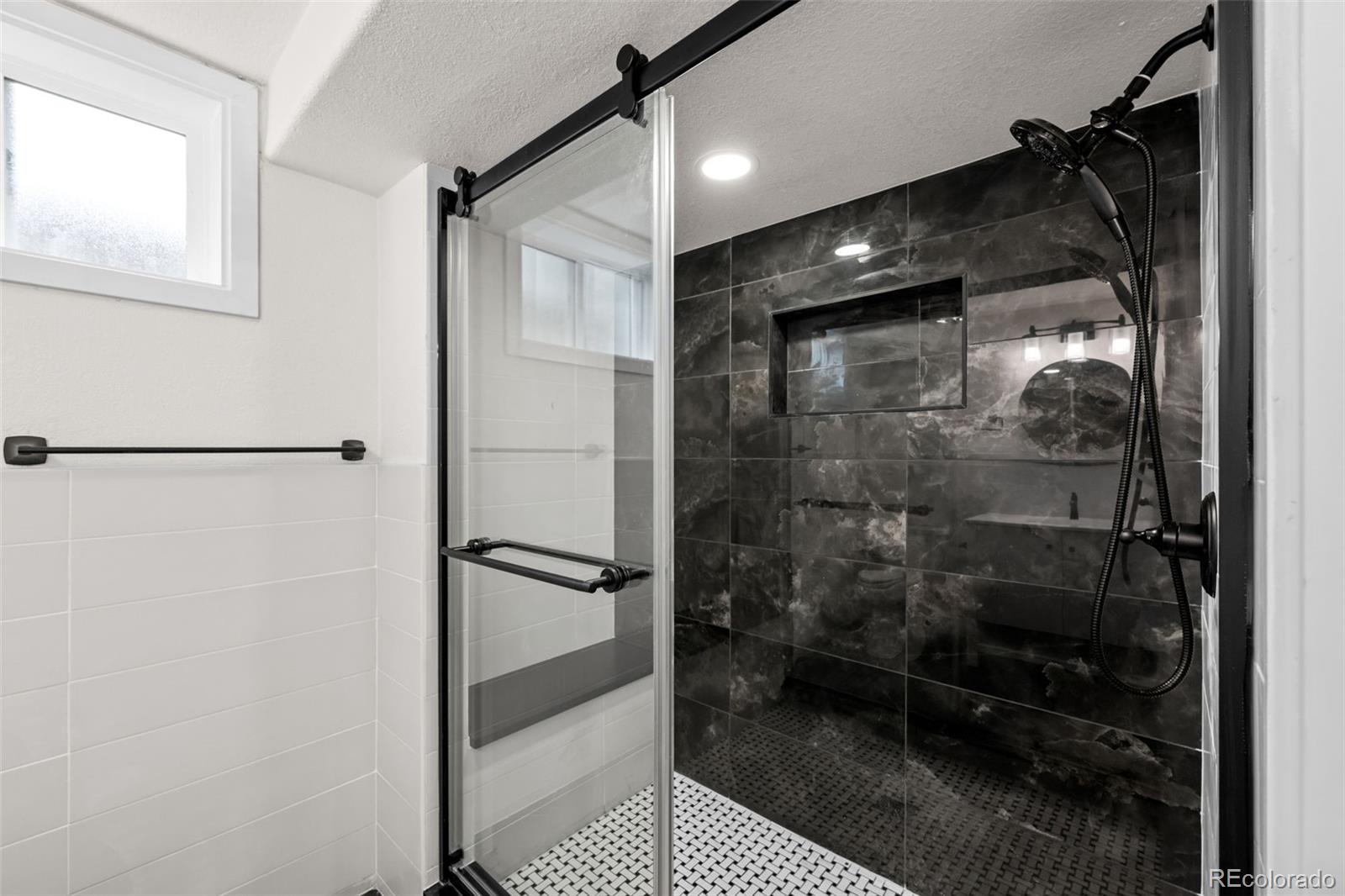 MLS Image #33 for 1779 s monaco parkway,denver, Colorado