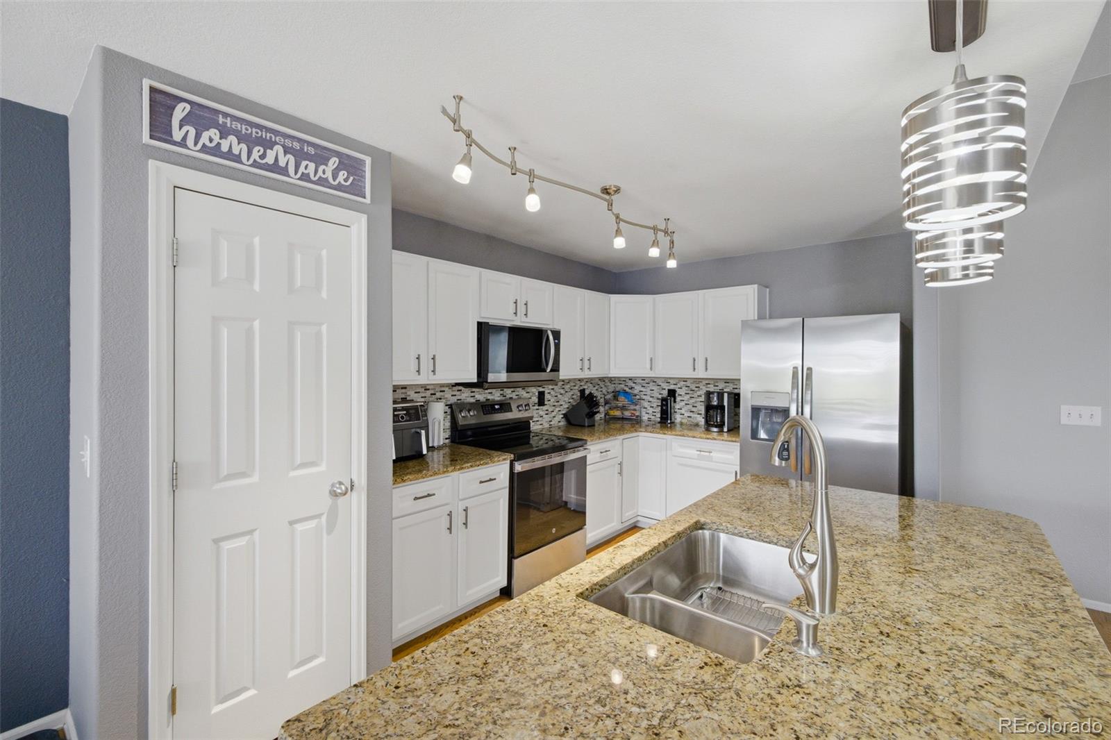 MLS Image #39 for 12947  kearney street,thornton, Colorado