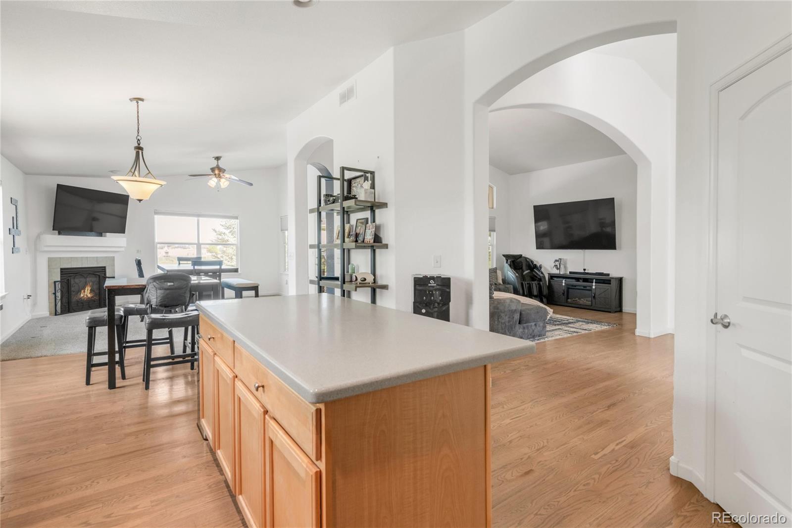 MLS Image #8 for 1510 s de gaulle circle,aurora, Colorado