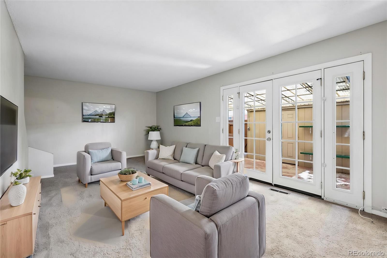 MLS Image #11 for 3942 s yosemite street,denver, Colorado