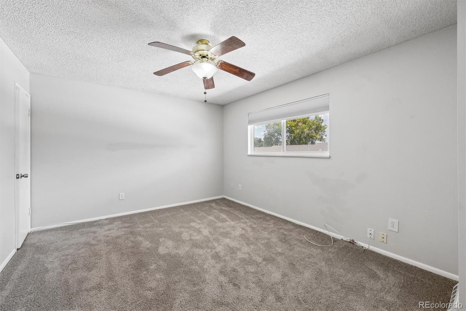 MLS Image #13 for 3942 s yosemite street,denver, Colorado
