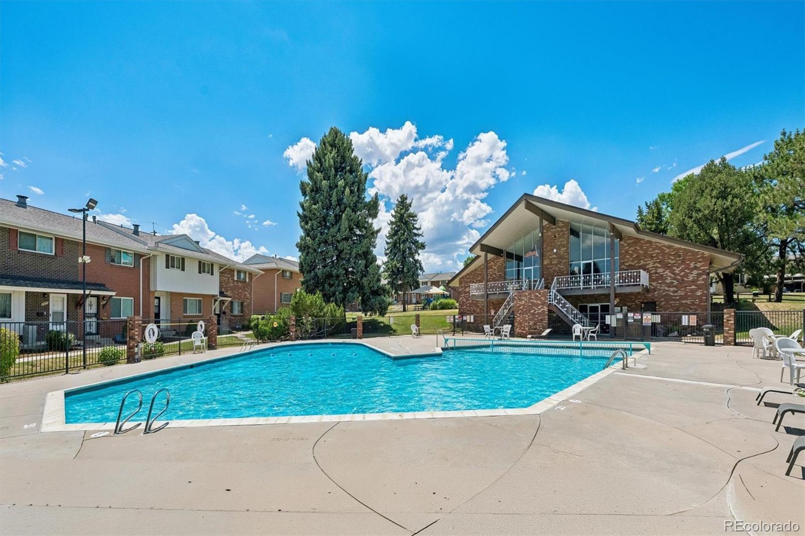 MLS Image #25 for 3942 s yosemite street,denver, Colorado