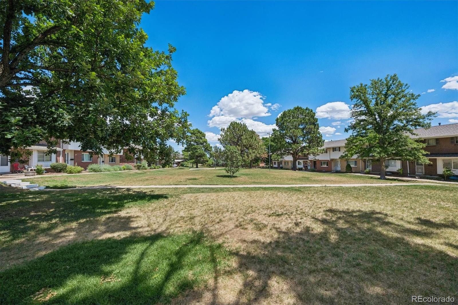 MLS Image #26 for 3942 s yosemite street,denver, Colorado