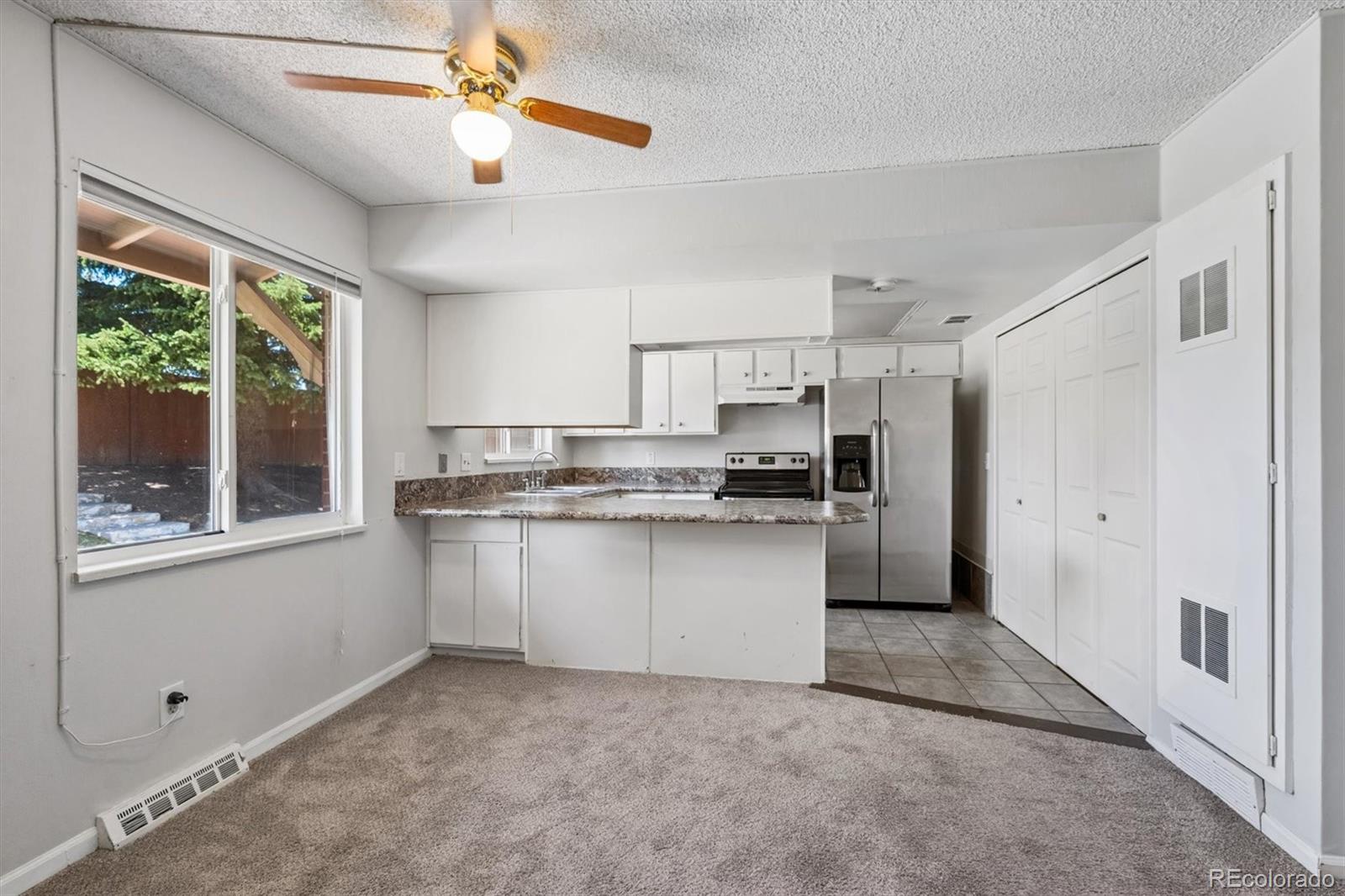 MLS Image #5 for 3942 s yosemite street,denver, Colorado