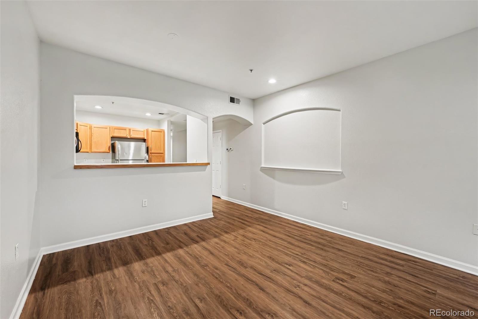 MLS Image #3 for 1747 n pearl street 103,denver, Colorado
