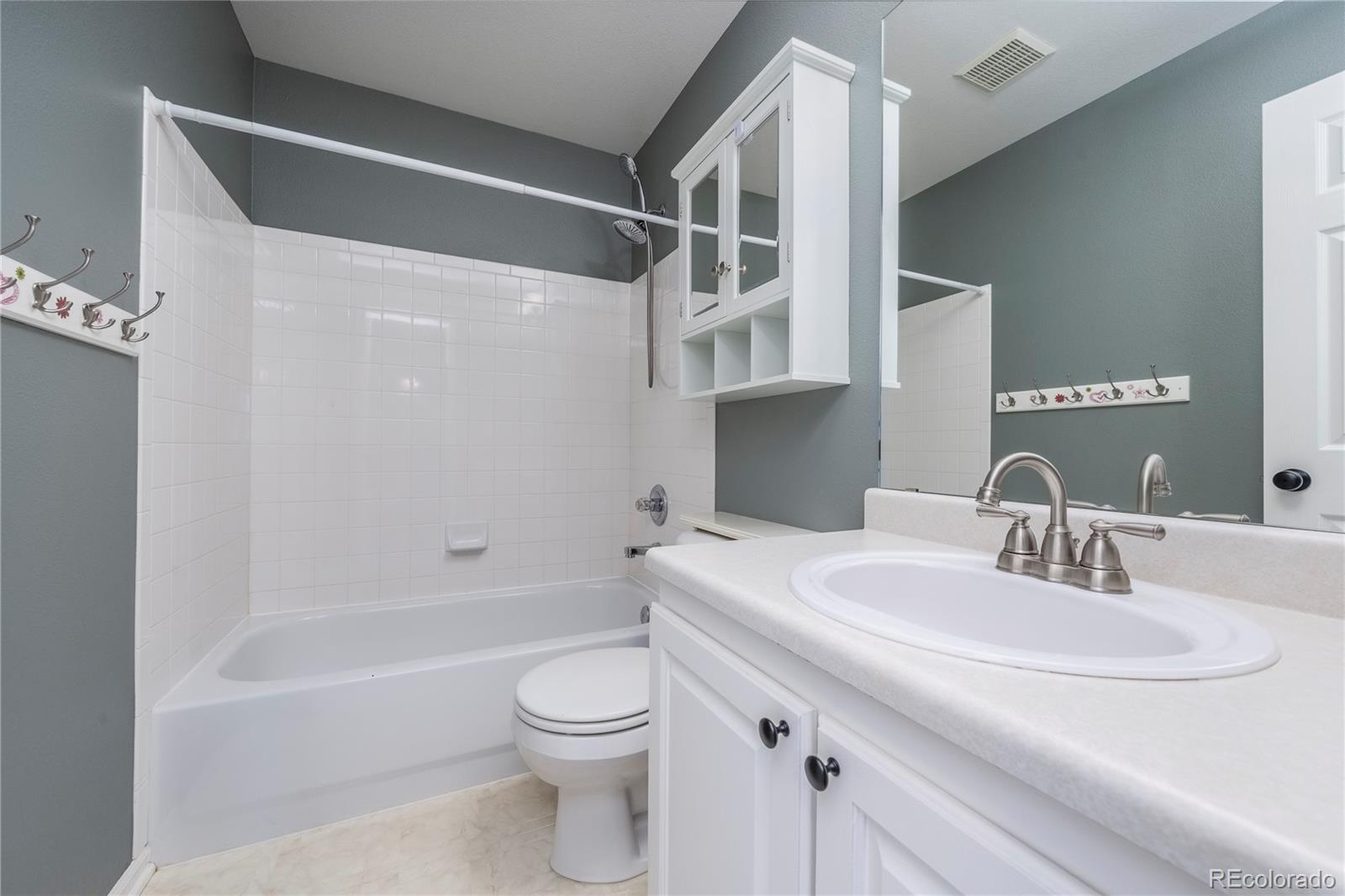 MLS Image #25 for 5519 s versailles street,aurora, Colorado