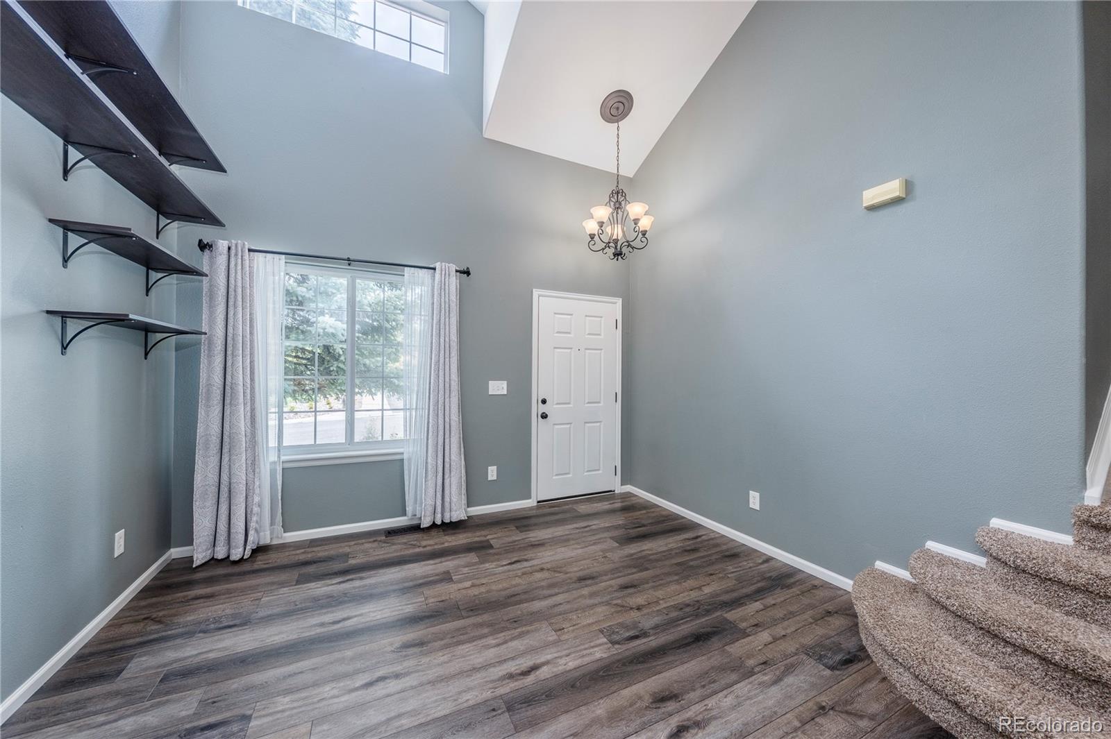 MLS Image #5 for 5519 s versailles street,aurora, Colorado