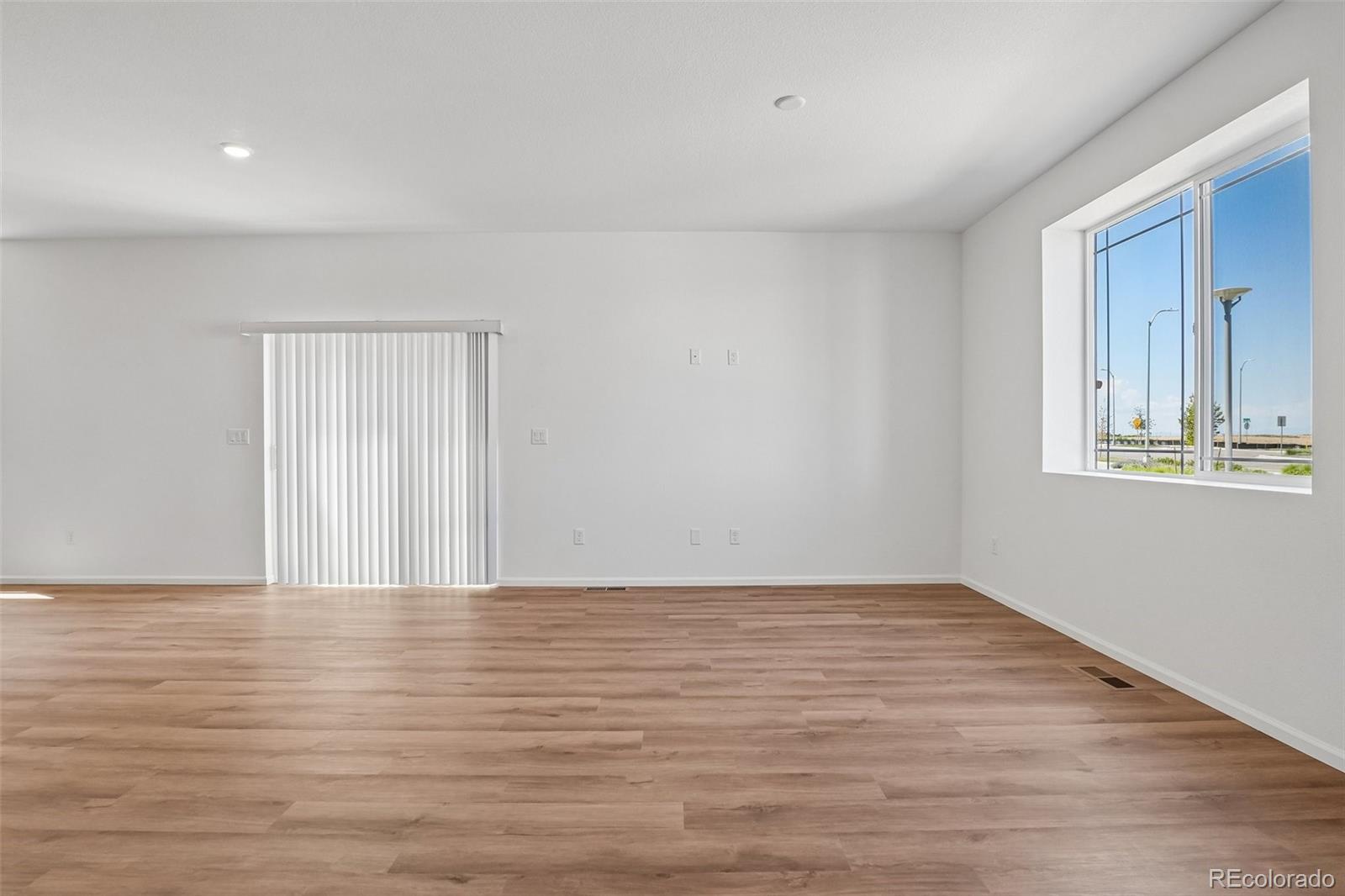 MLS Image #11 for 5432 n denali boulevard,aurora, Colorado