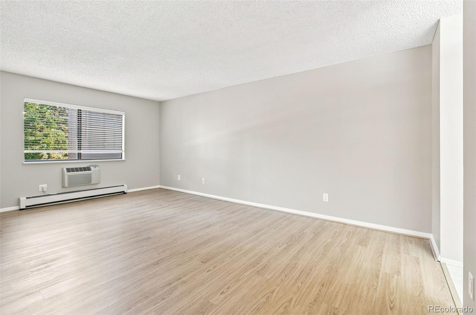 MLS Image #3 for 14300 e marina drive,aurora, Colorado