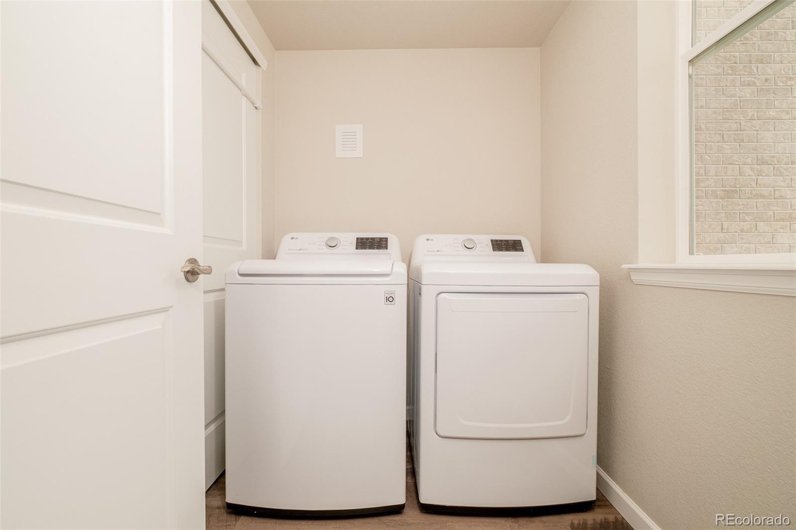 MLS Image #12 for 1315  hoyt street,denver, Colorado