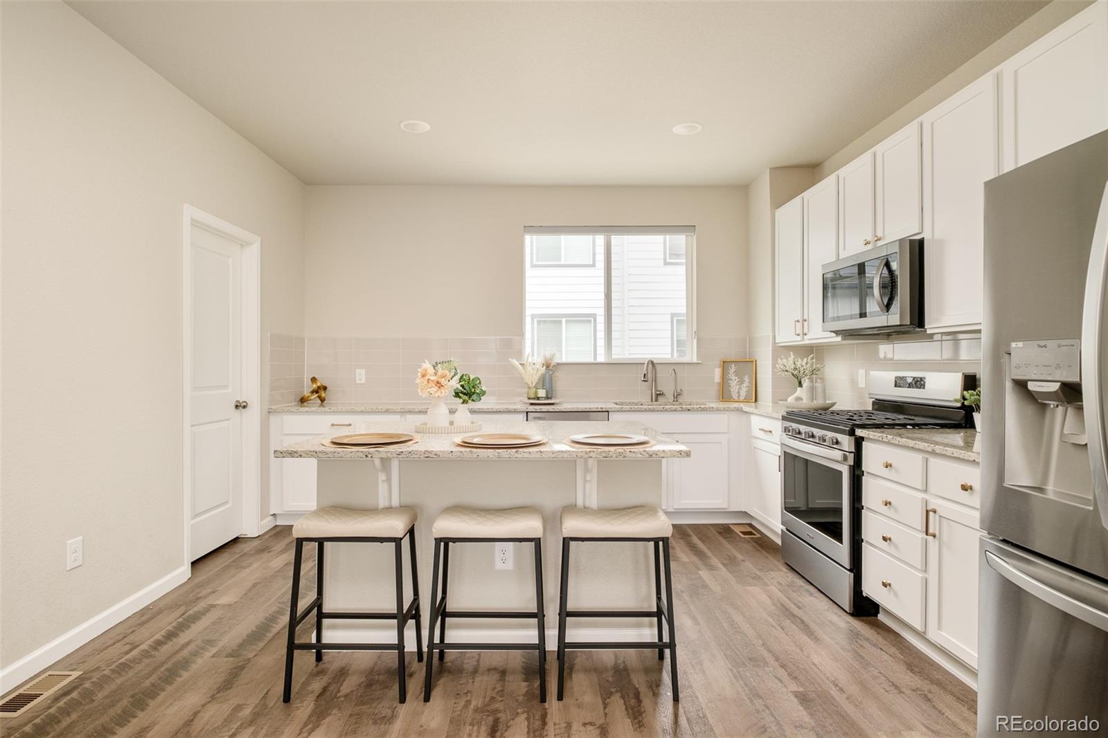 MLS Image #5 for 1315  hoyt street,denver, Colorado