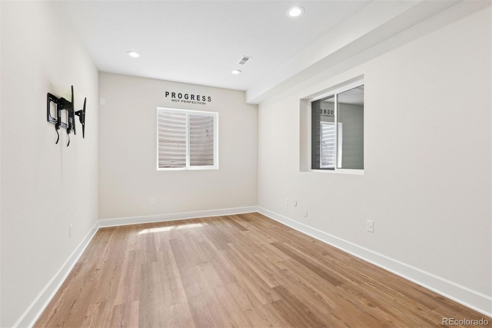 MLS Image #31 for 6405 s harvest street,aurora, Colorado