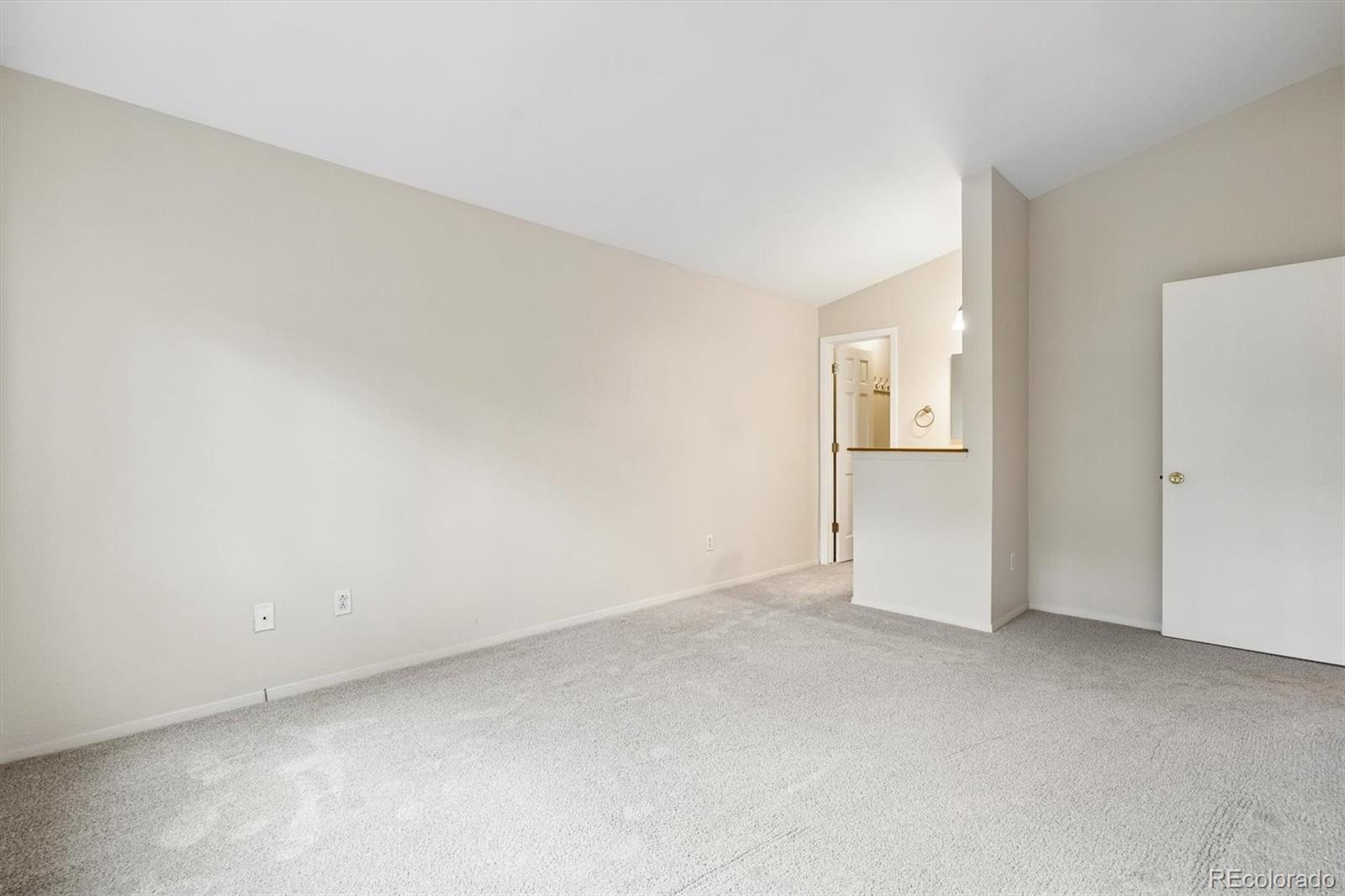 MLS Image #14 for 18318 w 58th place,golden, Colorado