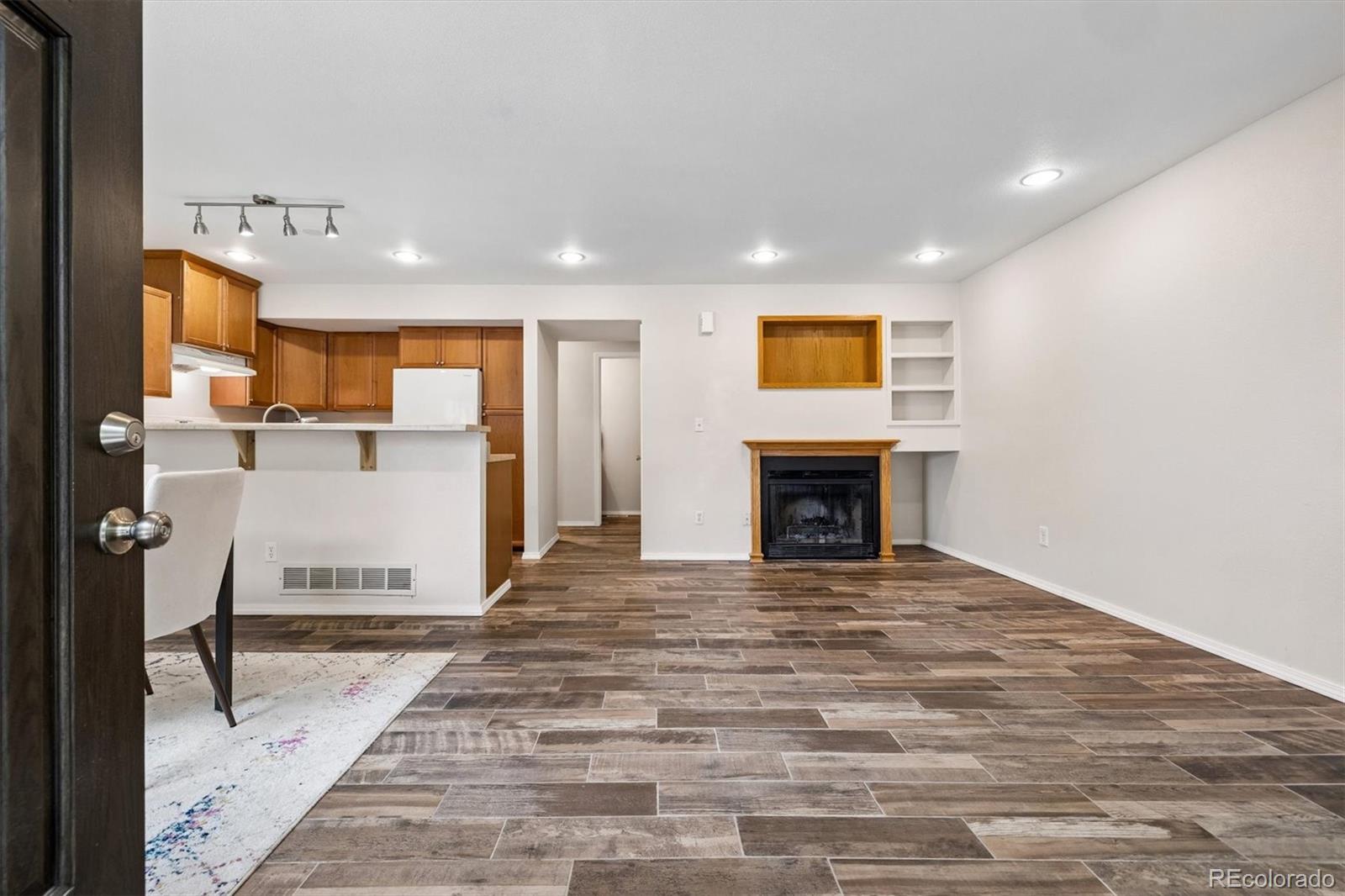 MLS Image #3 for 18318 w 58th place,golden, Colorado