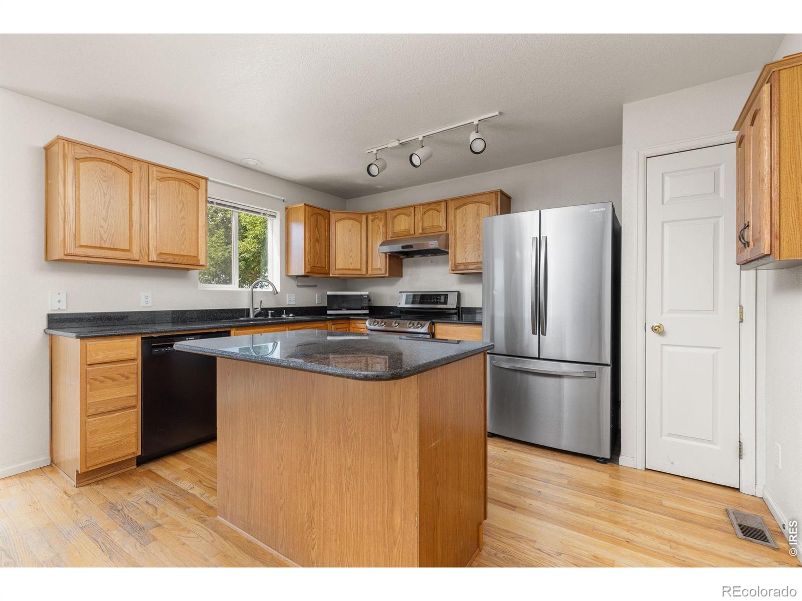 MLS Image #11 for 2021  falcon ridge drive,fort collins, Colorado