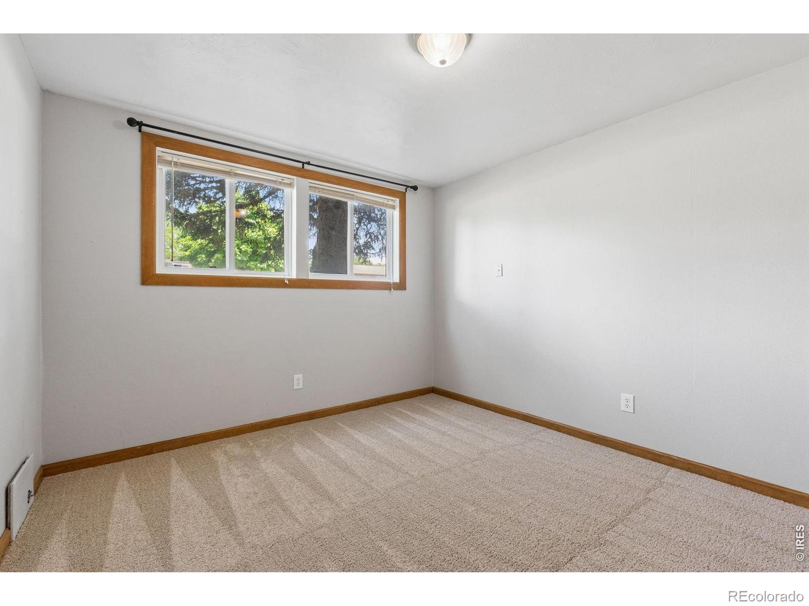 MLS Image #18 for 870  10th street,berthoud, Colorado