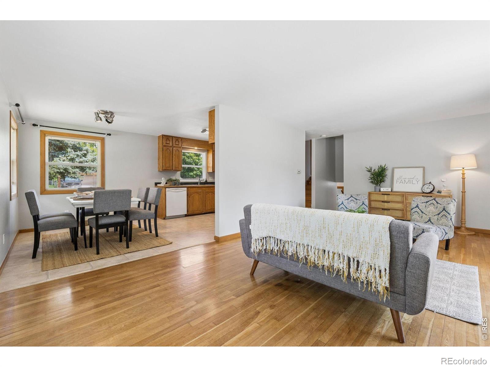 MLS Image #6 for 870  10th street,berthoud, Colorado