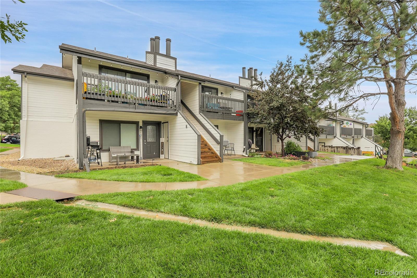 MLS Image #2 for 532  oakwood drive,castle rock, Colorado