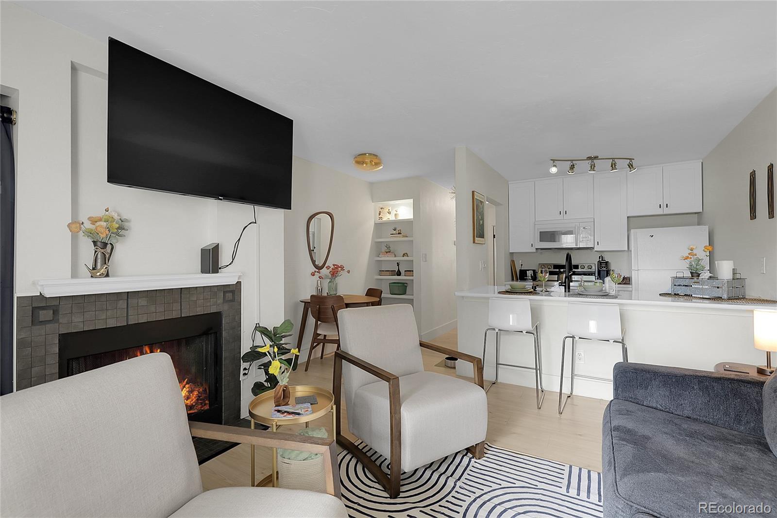 MLS Image #6 for 532  oakwood drive,castle rock, Colorado