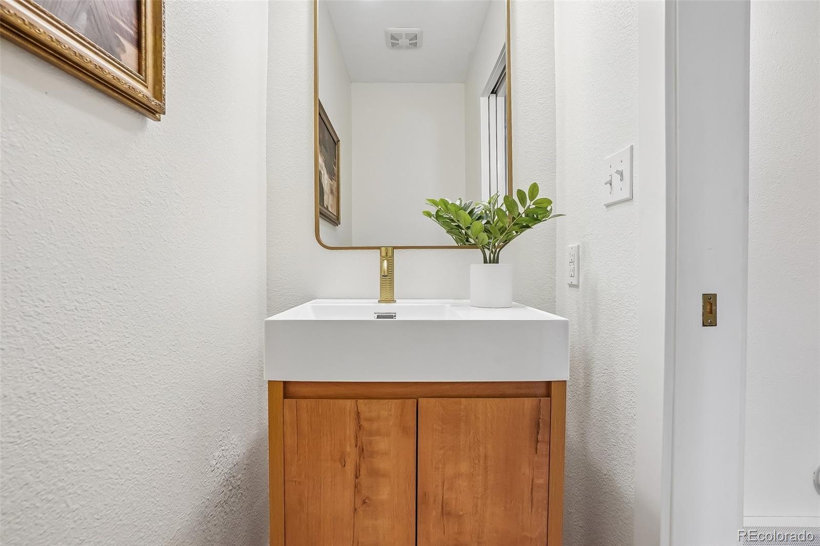 MLS Image #12 for 6915 w 35th avenue,wheat ridge, Colorado