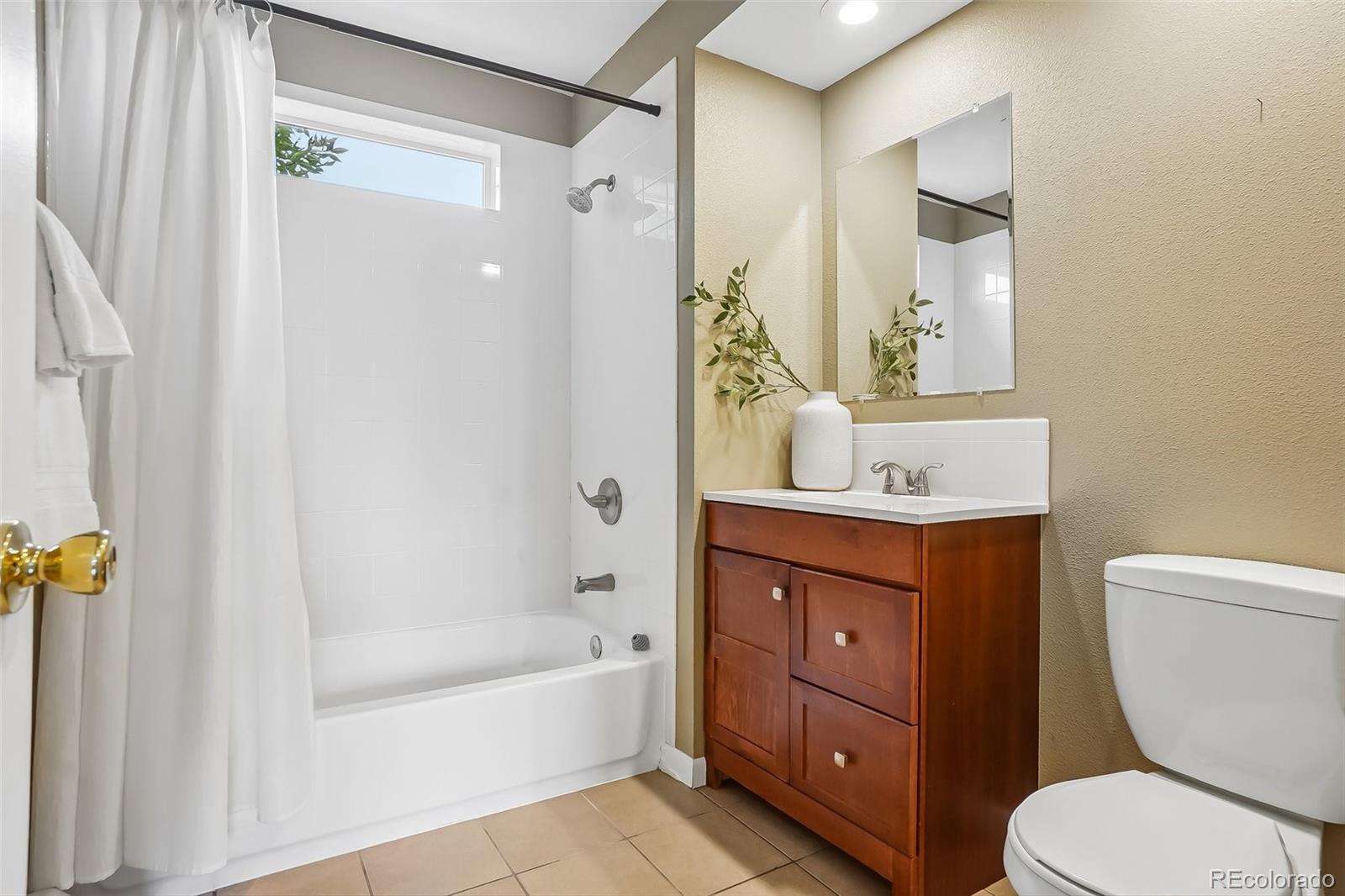 MLS Image #16 for 6915 w 35th avenue,wheat ridge, Colorado