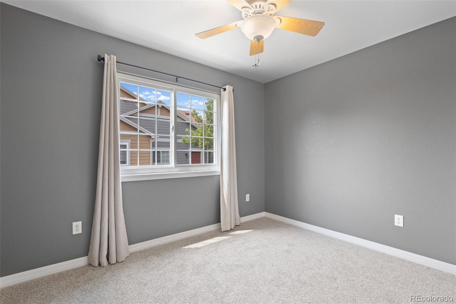 MLS Image #10 for 14300  waterside lane,broomfield, Colorado