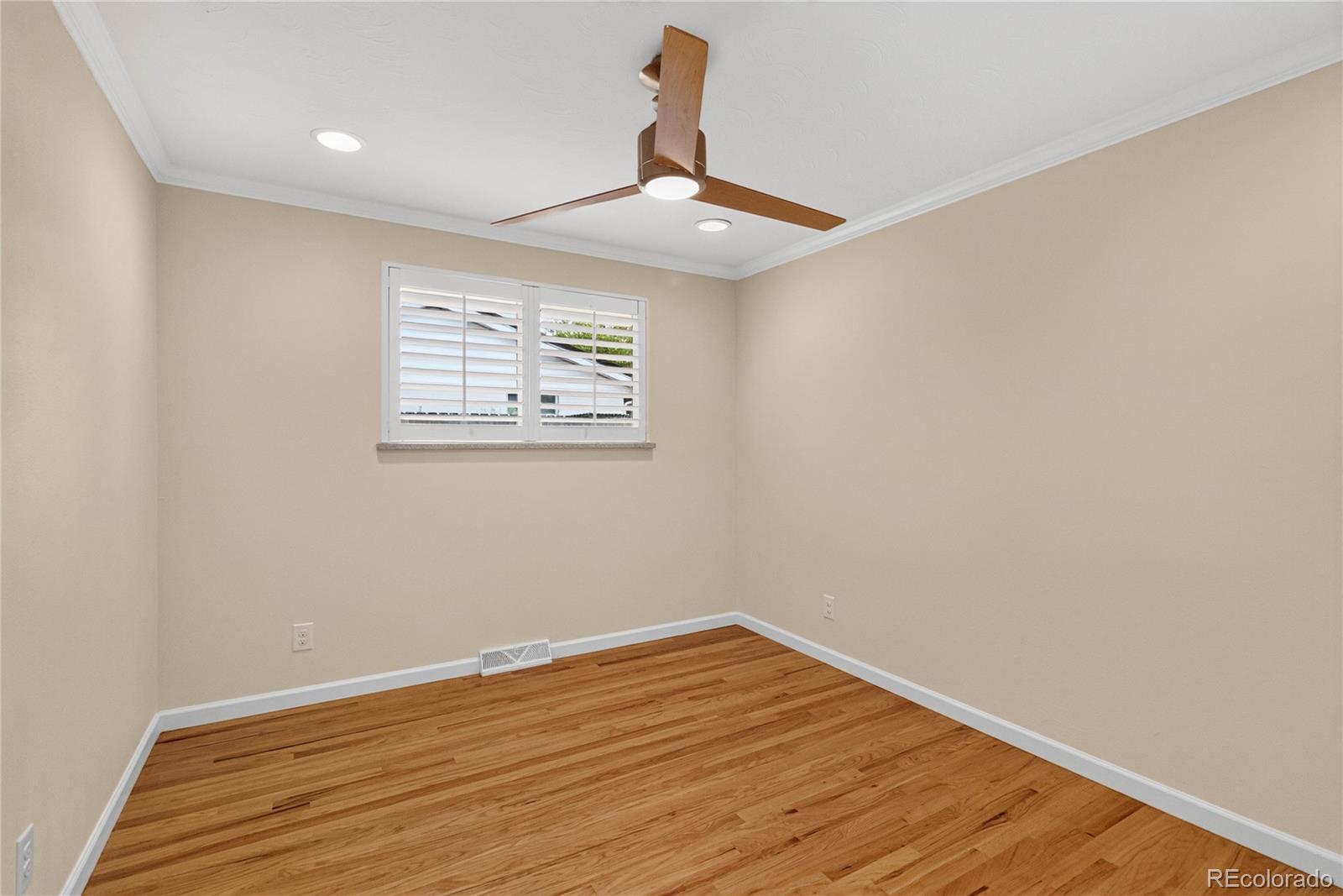 MLS Image #16 for 399 w caley drive,littleton, Colorado