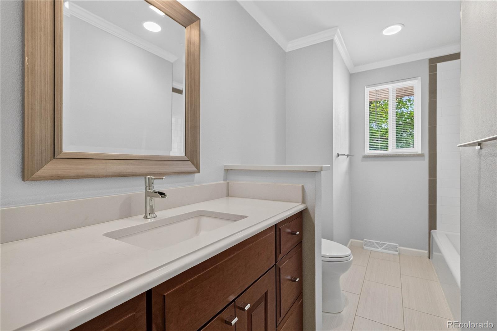 MLS Image #18 for 399 w caley drive,littleton, Colorado