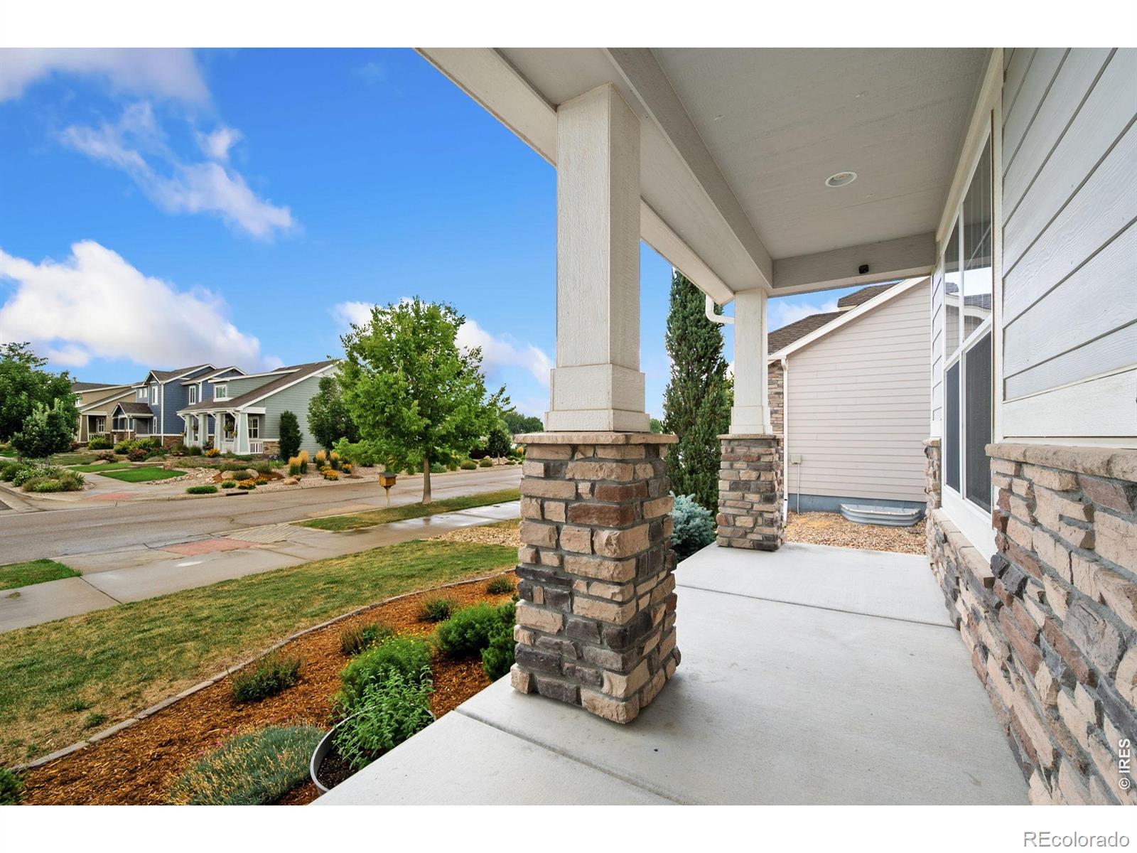 MLS Image #2 for 988  gateway park boulevard,berthoud, Colorado