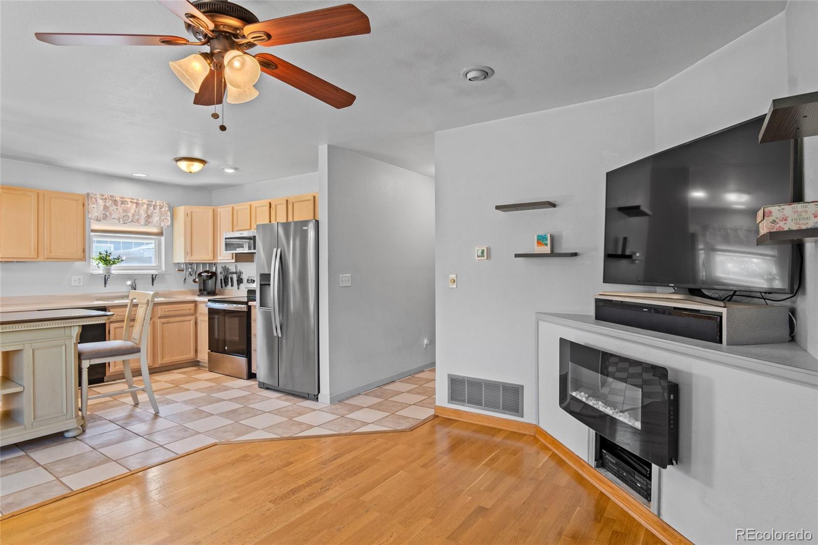 MLS Image #3 for 2339 w hillside avenue,englewood, Colorado