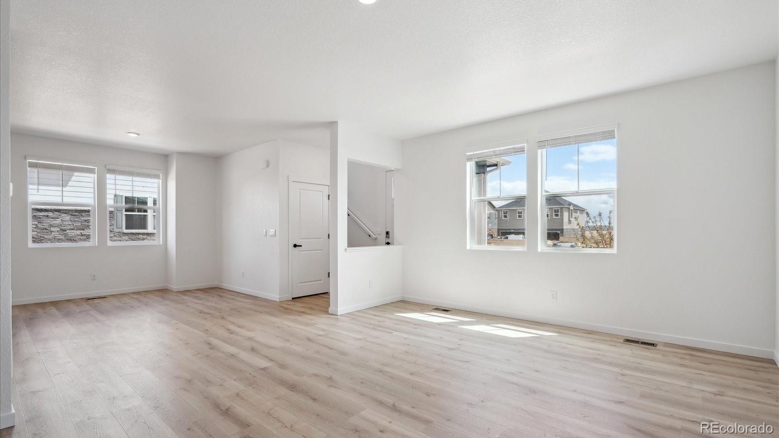 MLS Image #8 for 341 n bersshine street,watkins, Colorado