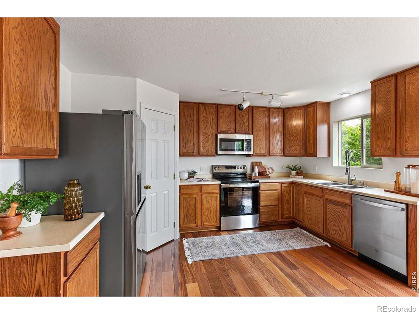 MLS Image #13 for 2027  falcon ridge drive,fort collins, Colorado