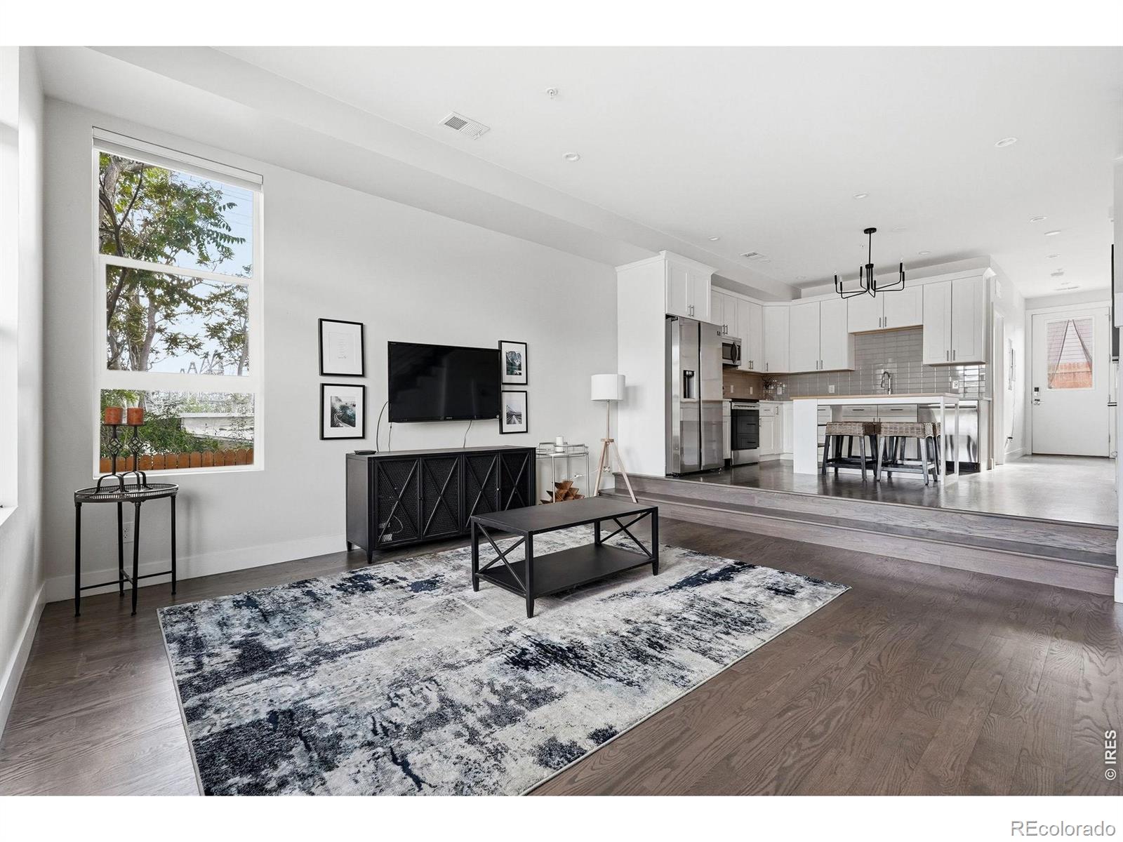 MLS Image #6 for 1187 s navajo street,denver, Colorado