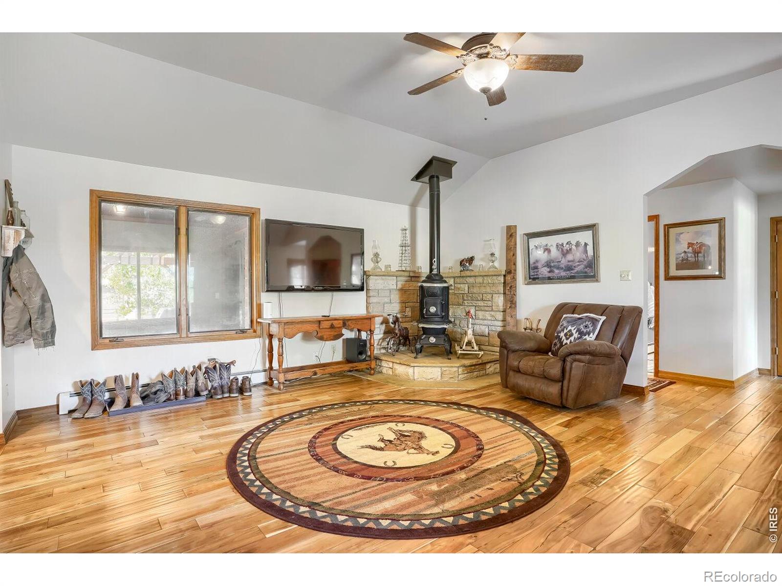MLS Image #4 for 8125  woodland road,longmont, Colorado