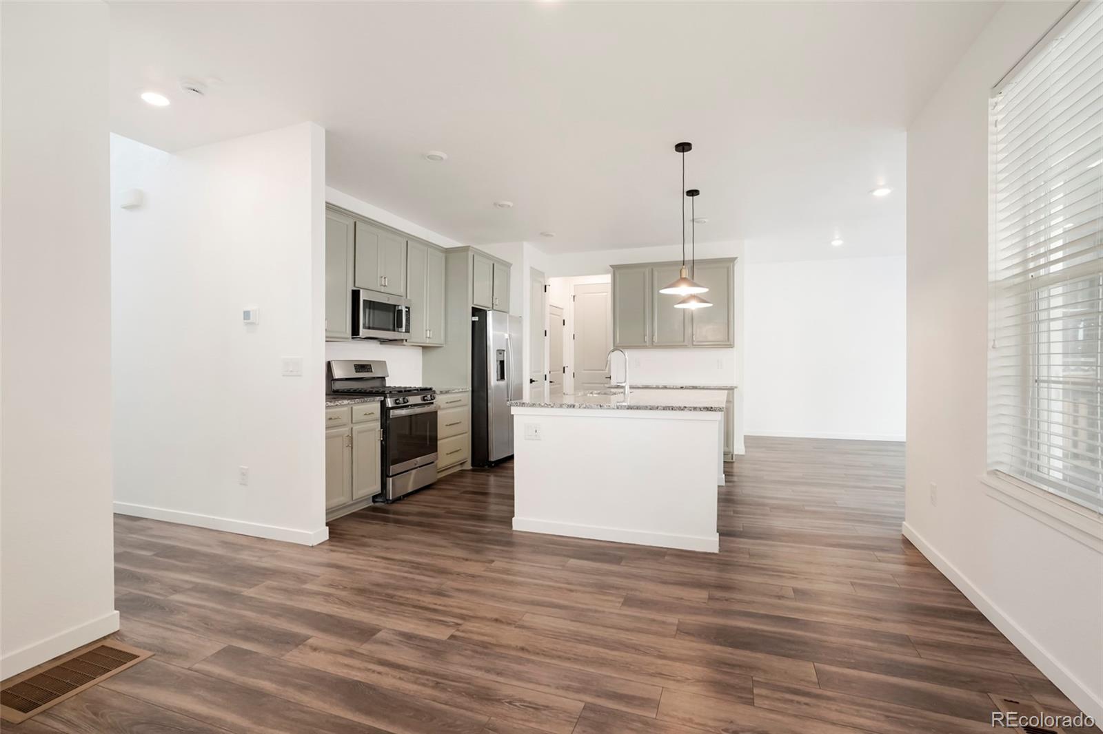 MLS Image #10 for 9542  richfield street,commerce city, Colorado