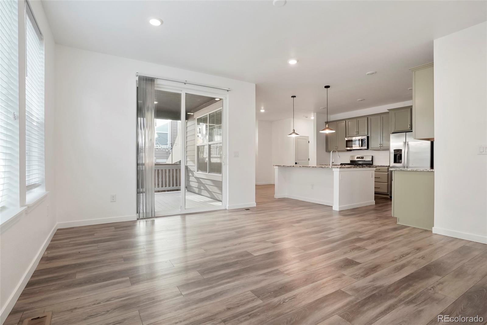 MLS Image #3 for 9542  richfield street,commerce city, Colorado