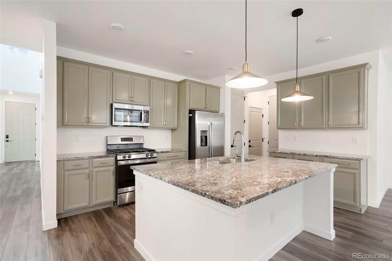 MLS Image #6 for 9542  richfield street,commerce city, Colorado