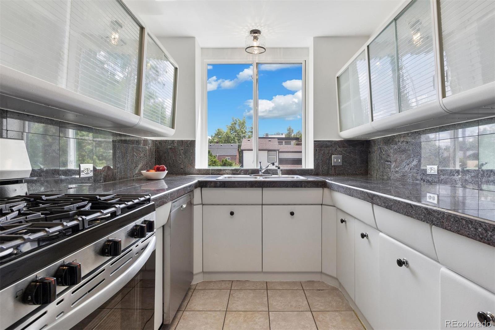 MLS Image #14 for 4430 w 35th avenue,denver, Colorado
