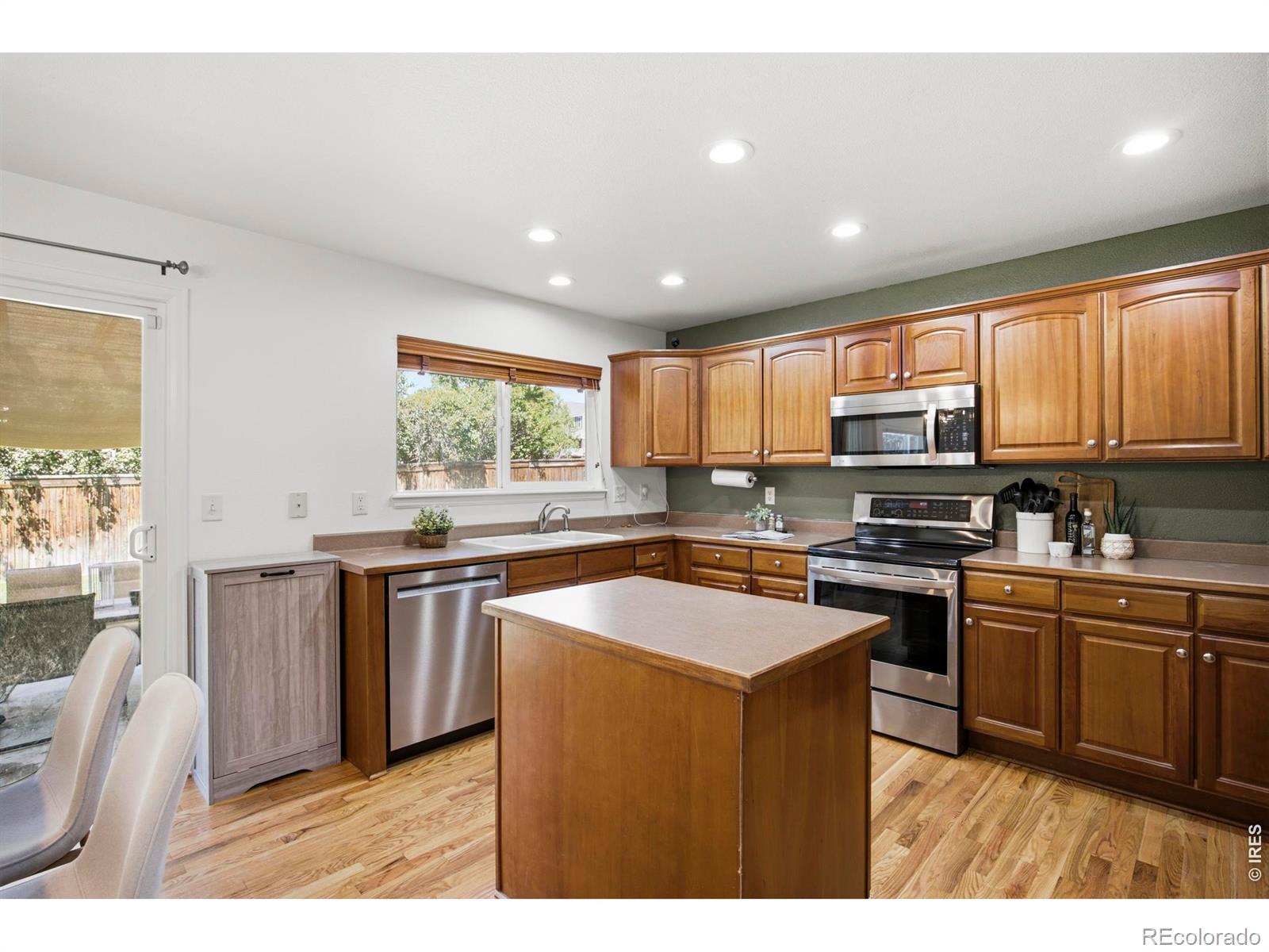 MLS Image #10 for 1303  poppy court,fort collins, Colorado