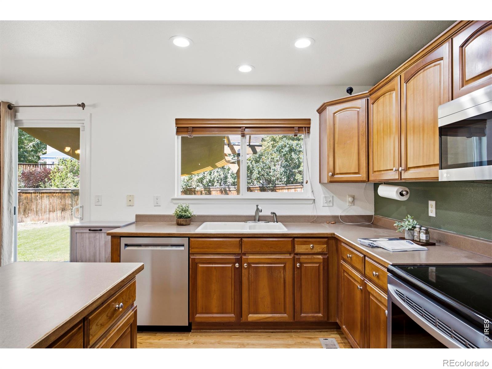 MLS Image #11 for 1303  poppy court,fort collins, Colorado