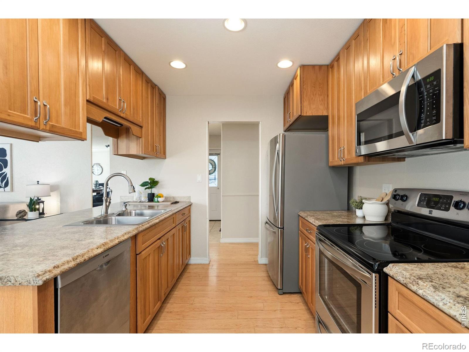 MLS Image #7 for 1543  clover place,loveland, Colorado