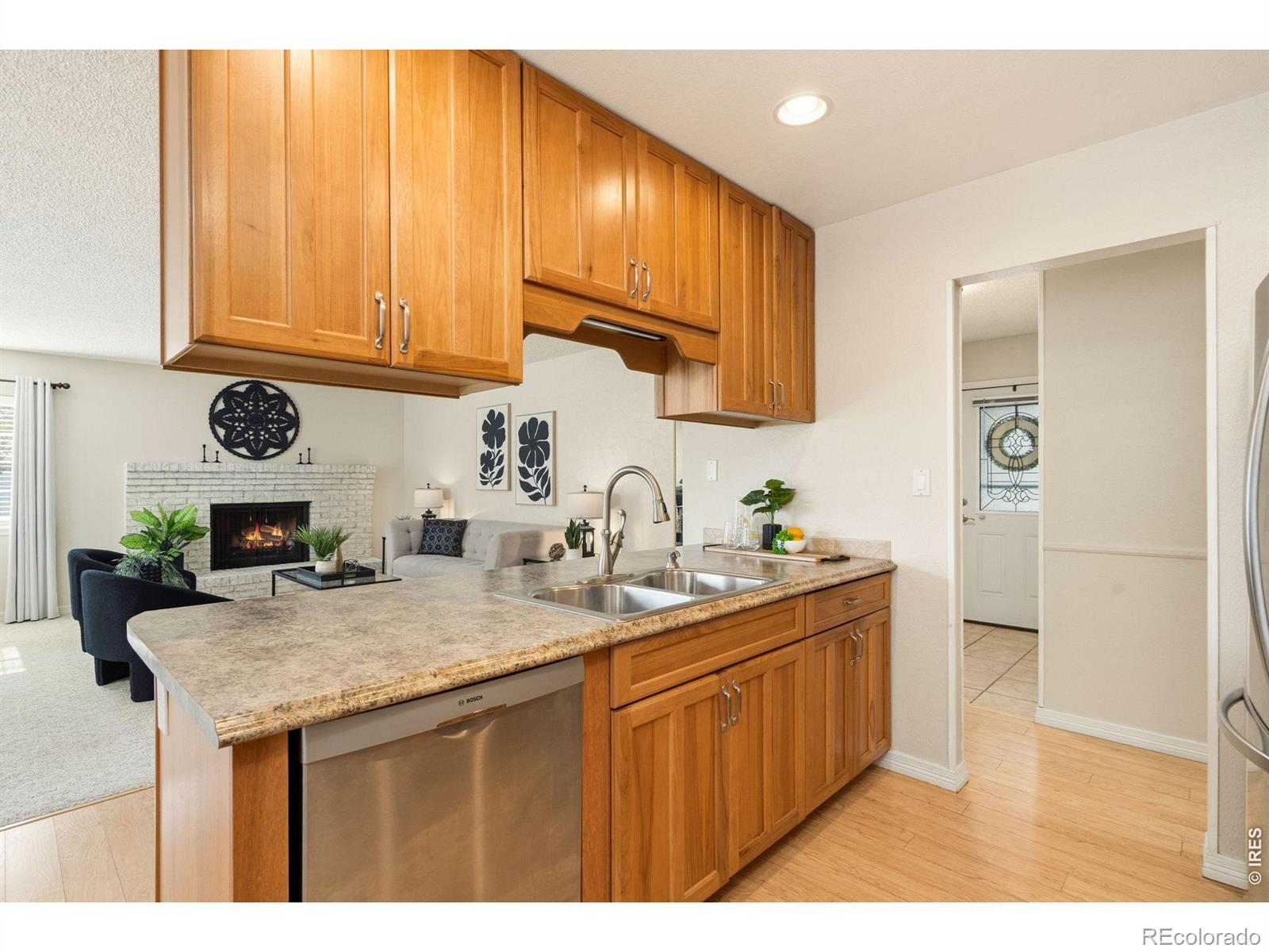 MLS Image #9 for 1543  clover place,loveland, Colorado